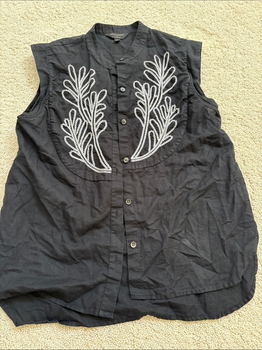 Banana Republic Factory Black Sleeveless Button-Down Top with White Embroidery